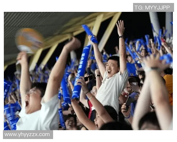 足球到货了快来抢购全新款式和球迷周边商品尽享运动激情与乐趣